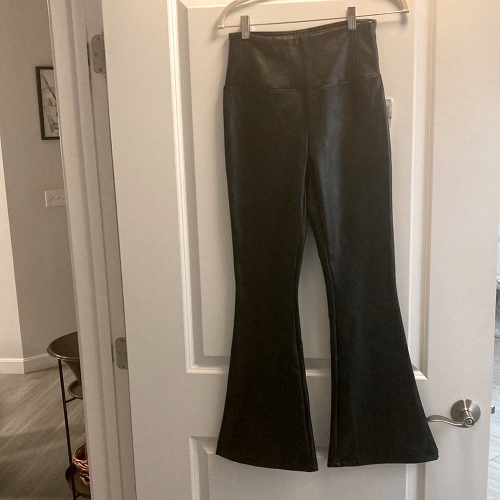 Tinseltown black faux leather flare pants. Size small. NWT.
